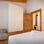 Casa Del Bosco * 아피